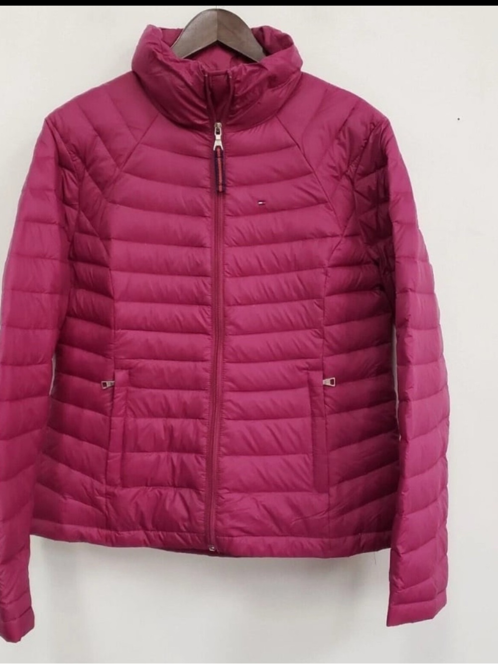 Tommy Hilfiger Women's Magenta Quilted Packable Puffer Jacket,l , like new